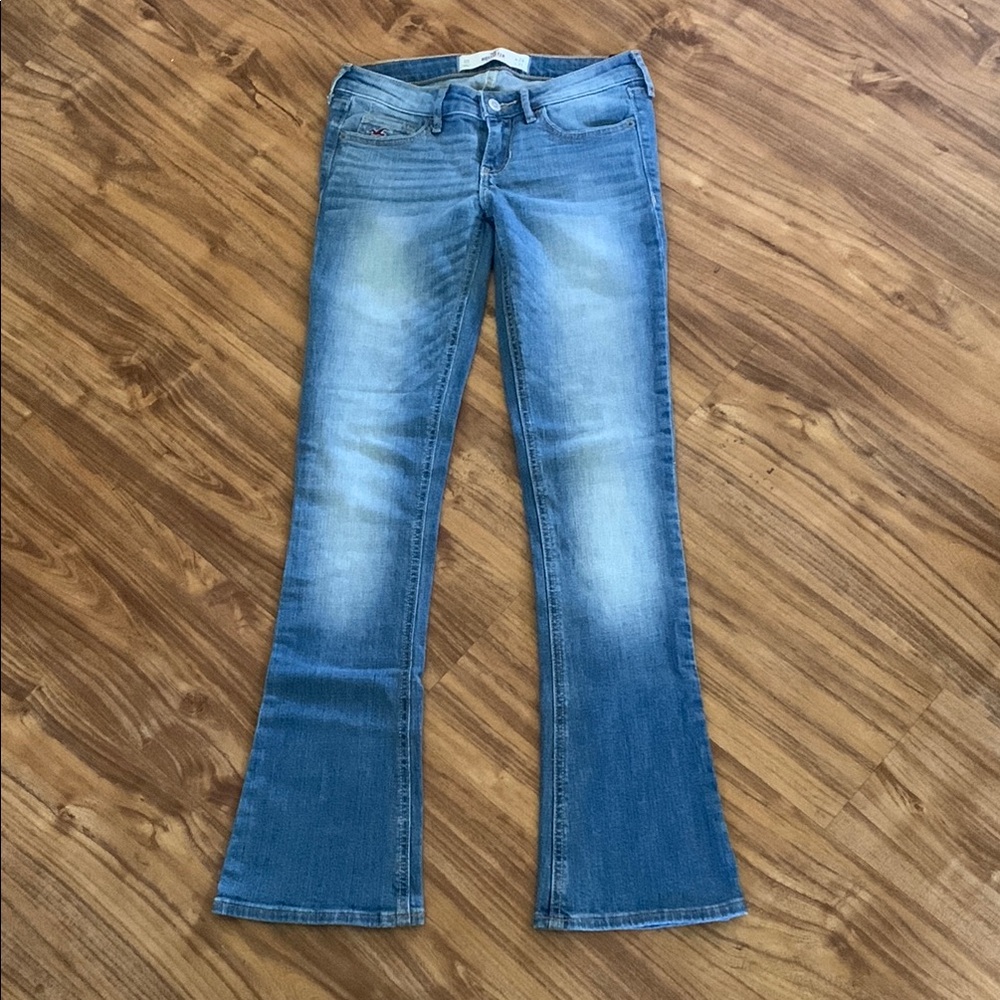 Hollister Bootcut Jeans (NWT)- Sz 24 x 31
